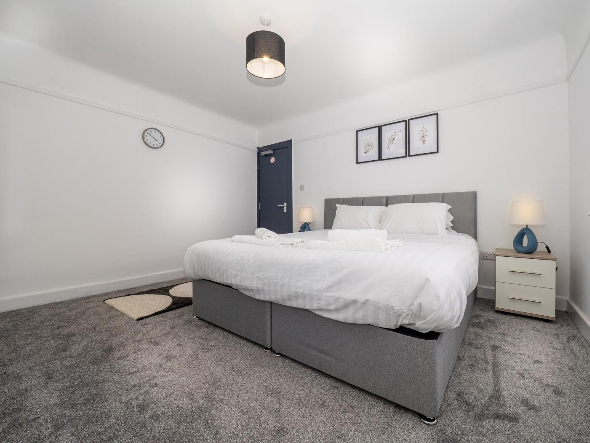 3Br Haven Retreat In Wallasey With Free Street Parking Esterno foto